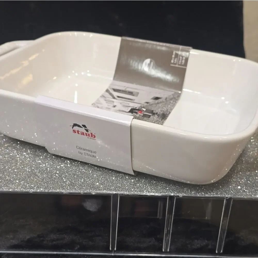 Staub Rectangular 1.05QT Ceramic‎ Baking Dish- White